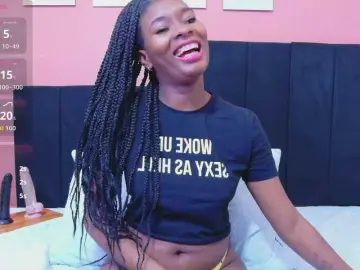 Bongacams Live Sex Cam of petitelittleebony