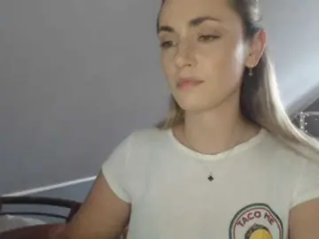Bongacams Live Sex Cam of ScarlettXQueen