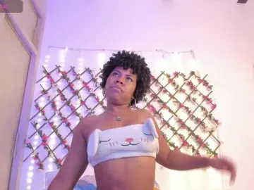 Bongacams Watch Live Sex Cams of naughtyebonyy