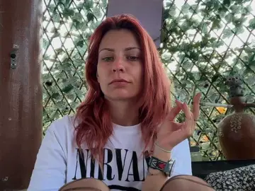 Bongacams Free Porn Cam of karo131324
