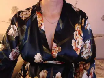 Bongacams Watch Live Sex Cams of goodSnowQueen