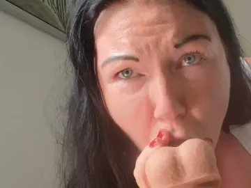 Bongacams Live Sex Cam of p6w-official