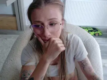 Bongacams Private Sex Chat of DiddySweet1
