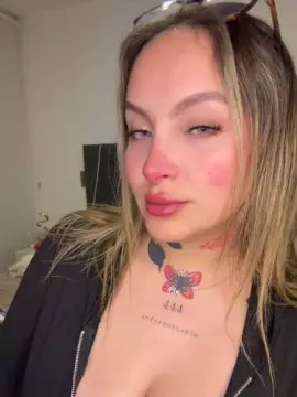 Cam4 Sex Cam of Danyyblondeof