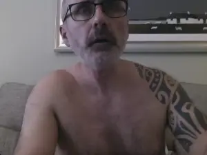 Cam4 Live Sex of furryass1