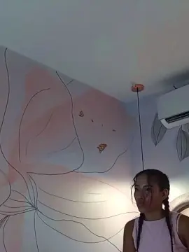 Cam4 Free Live Porn of Sara_Myers