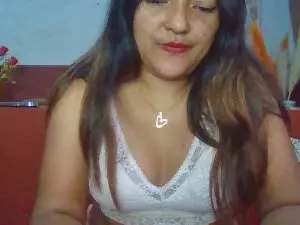 Cam4 Free Porn Cam of MissCamillah