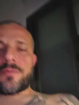 Cam4 Live Sex of Bighandx