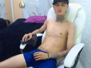 Cam4 Best Webcam of benjamin_anthon