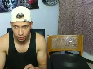 Cam4 Watch Live Sex Cams of AxelNova