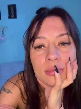 Cam4 Sex Cam of Carolzinha_fox