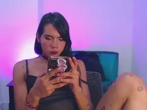 Cam4 Live Sex of lilith_nyx333