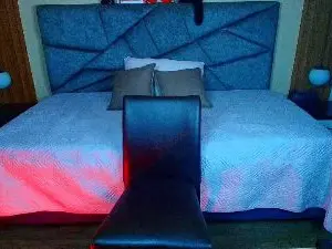 Cam4 Free Live Porn of Kitty_Vixen
