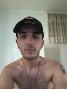 Cam4 Live Sex of Gufetto99