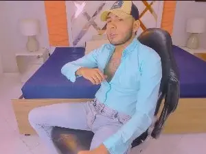 Cam4 Free Porn Cam of Paul_Douglas