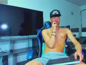 Cam4 Adult Video Chat of Gael_Jones