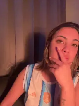 Cam4 Free Live Porn of Sirena65