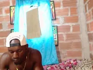 Cam4 Live Sex Cam of miltonn_jakee35