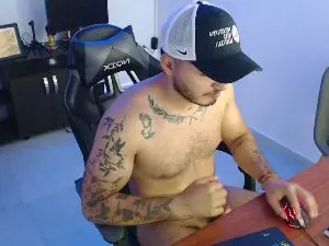 Cam4 Nude Webcam of Thiago_420_
