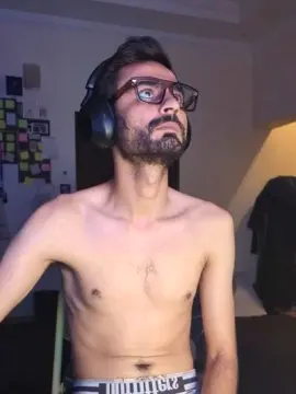 Cam4 Adult Webcam of Fezzyqt