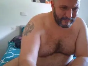 Cam4 Live Porn of DaddyBearLive