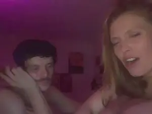 Cam4 Live Sex of Chloeetjade25