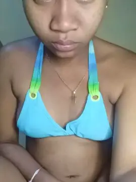 Cam4 Adult Video Chat of mayrahqueen