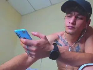 Cam4 Live Porn of Axel_sex69