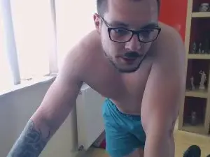 Cam4 Nude Webcam of GangstaLover