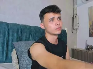 Cam4 Sex Chat of Alhan_Twink