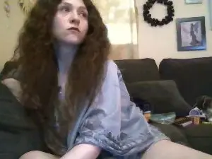 Cam4 Free Live Porn of QueenCrimson