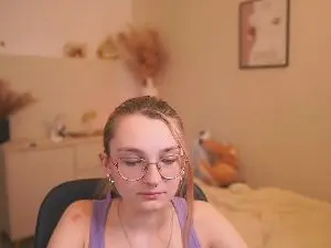 Cam4 Sex Chat of Sophielux18