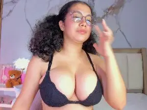 Cam4 Private Sex Chat of Luna_Rosse_