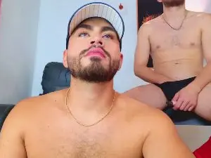 Cam4 Live Porn of los_Juanes