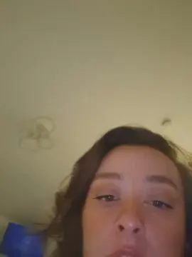 Cam4 Watch Live Sex Cams of busty_girl21