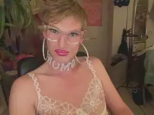 Cam4 Adult Webcam of pinkyfagyboy