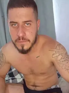 Cam4 Watch Live Sex Cams of polaco061