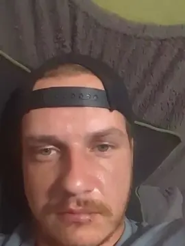 Cam4 Live Sex of StrawberryDim