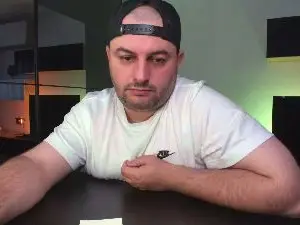 Cam4 Live Sex of DravenPeak