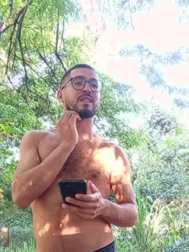 Cam4 Watch Live Sex Cams of HShotsmilegyn