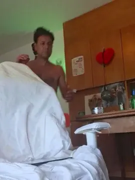Cam4 Sex Cam of Akunapatata81