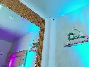 Cam4 Private Sex Chat of Madhison