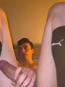 Cam4 Sex Chat of BWC_BoyNextDoor