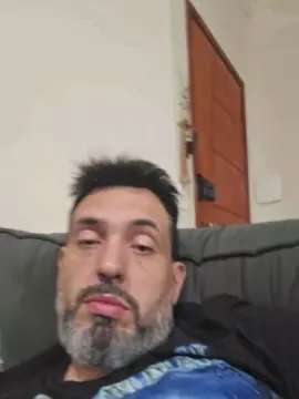Cam4 Live Porn of ribas666_hot