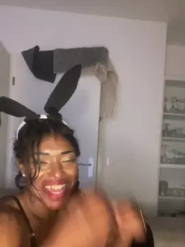 Cam4 Watch Live Sex Cams of Belingtia