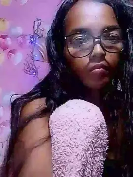 Cam4 Private Sex Chat of Elisah7