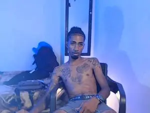 Cam4 Adult Video Chat of duvanf4