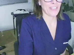 Cam4 Live Sex of FelinaMza