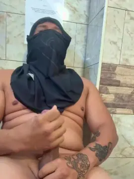 Cam4 Sex Cam of carlosc38