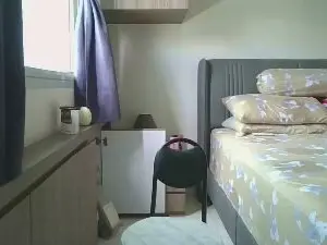 Cam4 Free Live Porn of hot_knn2